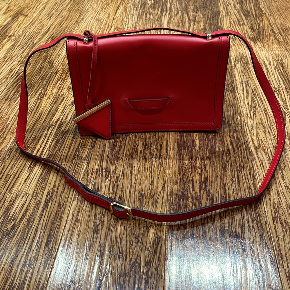 Camelia Roma red genuine Italian leather crossbody bag - Picture 4 of 13